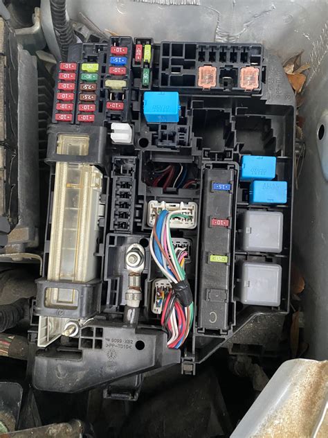 2013 Corolla fuel pump relay